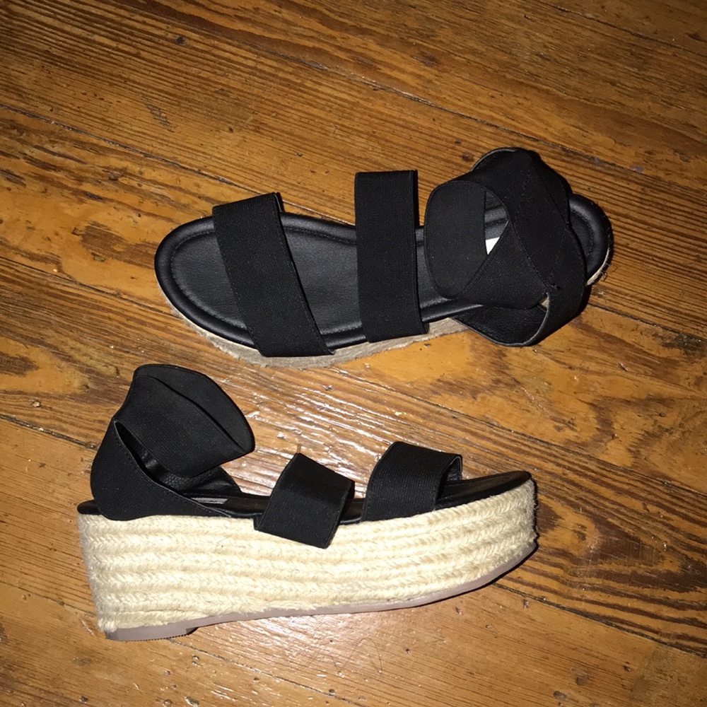 Steve Madden platform sandals